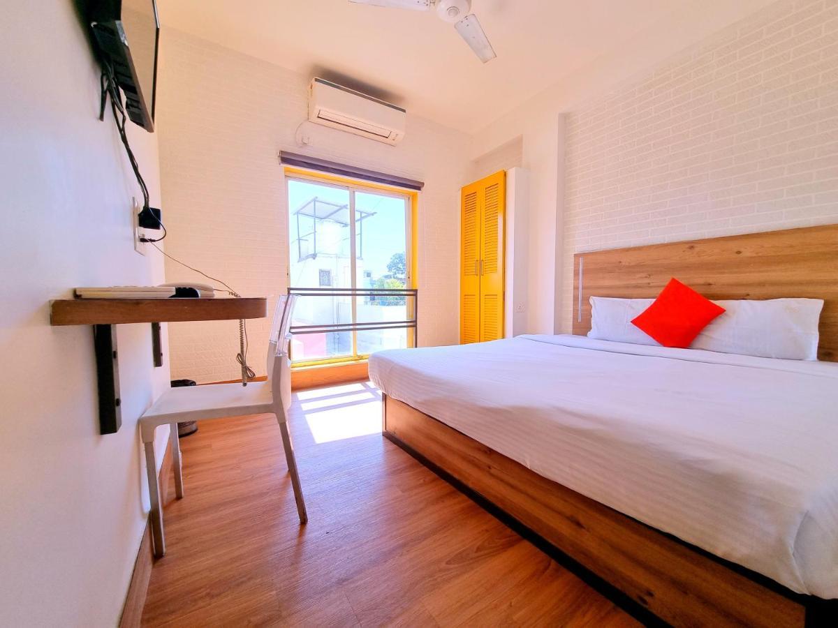 Stayinn Nest Bhopal Exteriör bild